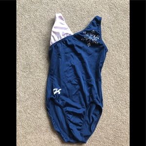 Women’s gymnastics leotard